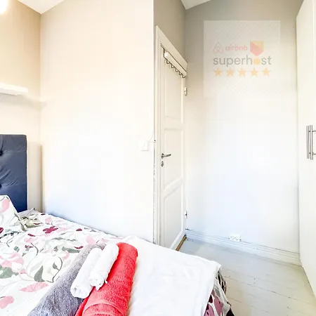 Powerful King Bed Wifi Center Accommodatie bij particulieren Oslo